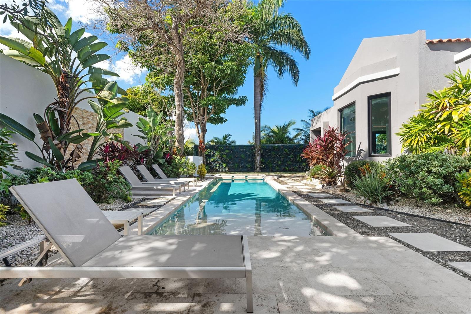 DORADO BEACH EAST - Residential