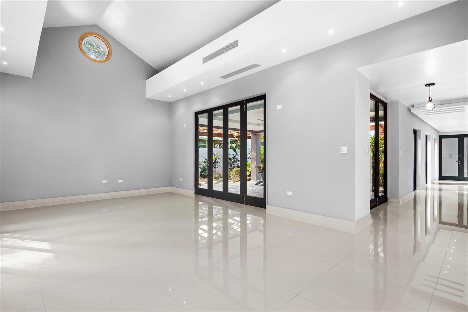 DORADO BEACH EAST - Residential