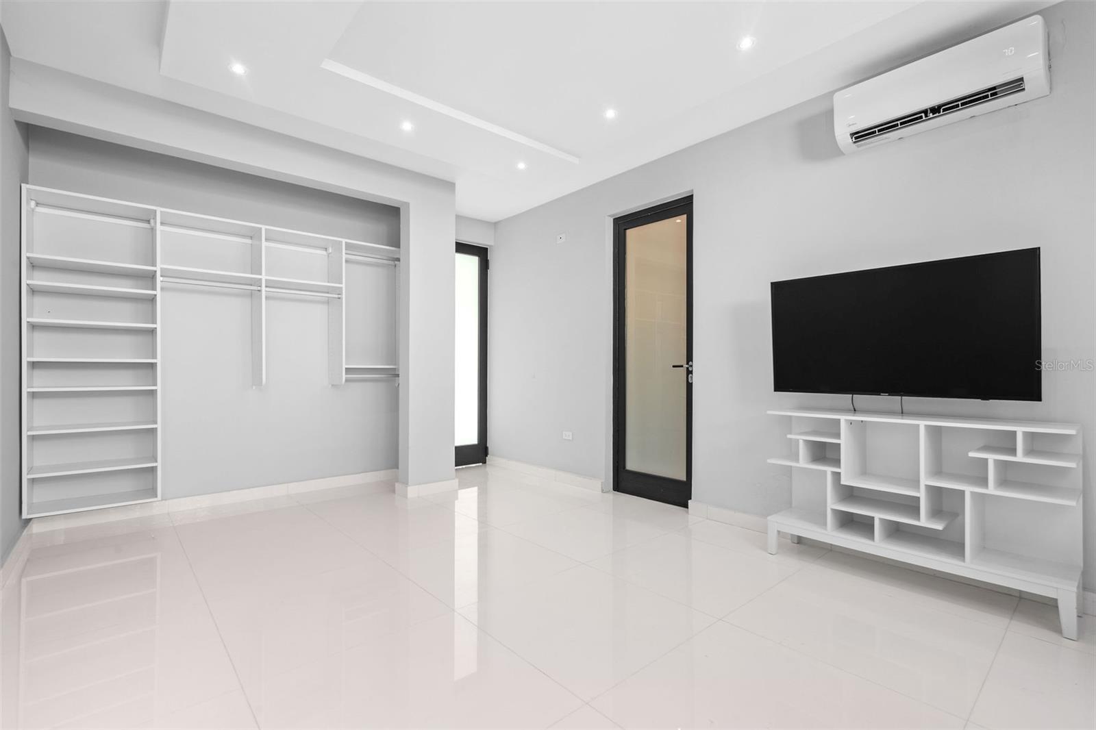 DORADO BEACH EAST - Residential