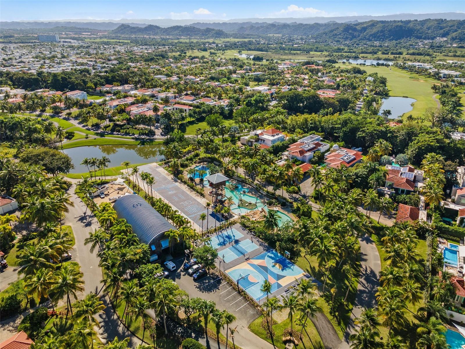 DORADO BEACH EAST - Residential
