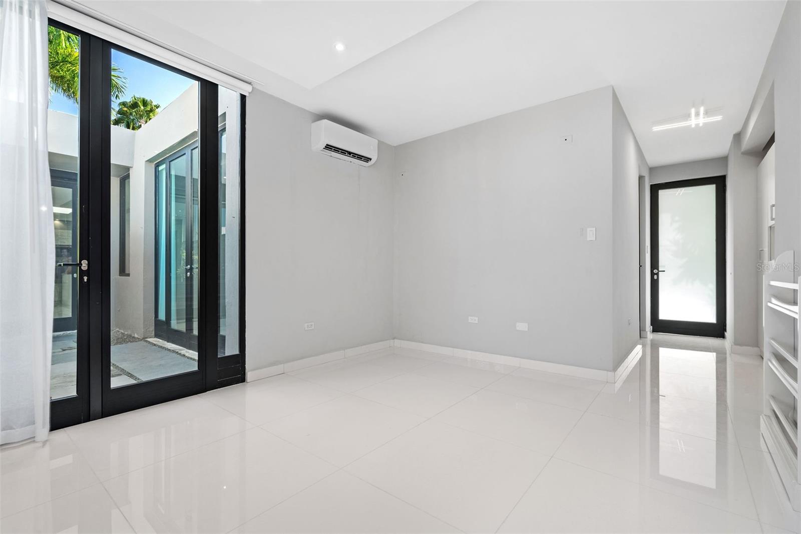 DORADO BEACH EAST - Residential