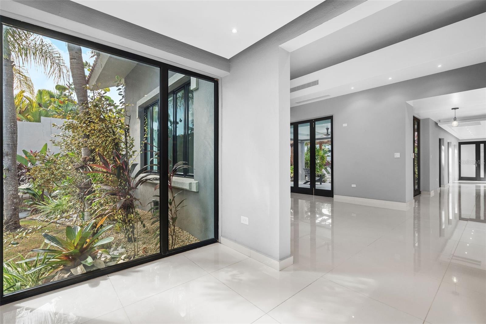 DORADO BEACH EAST - Residential