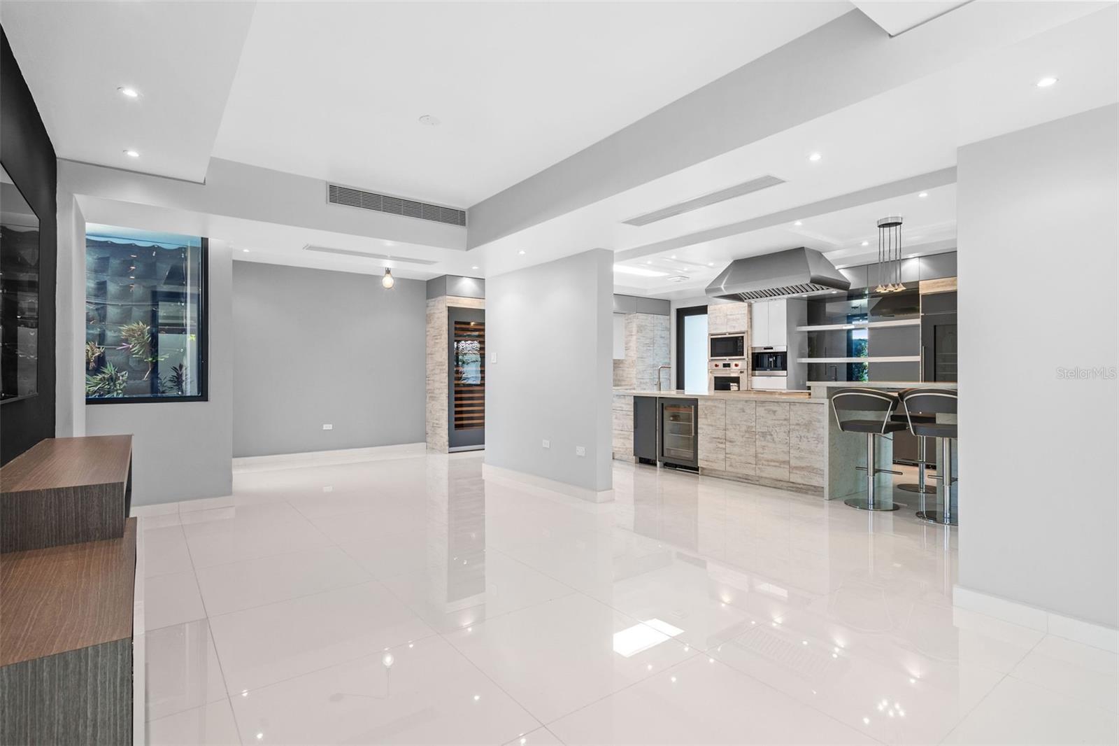 DORADO BEACH EAST - Residential