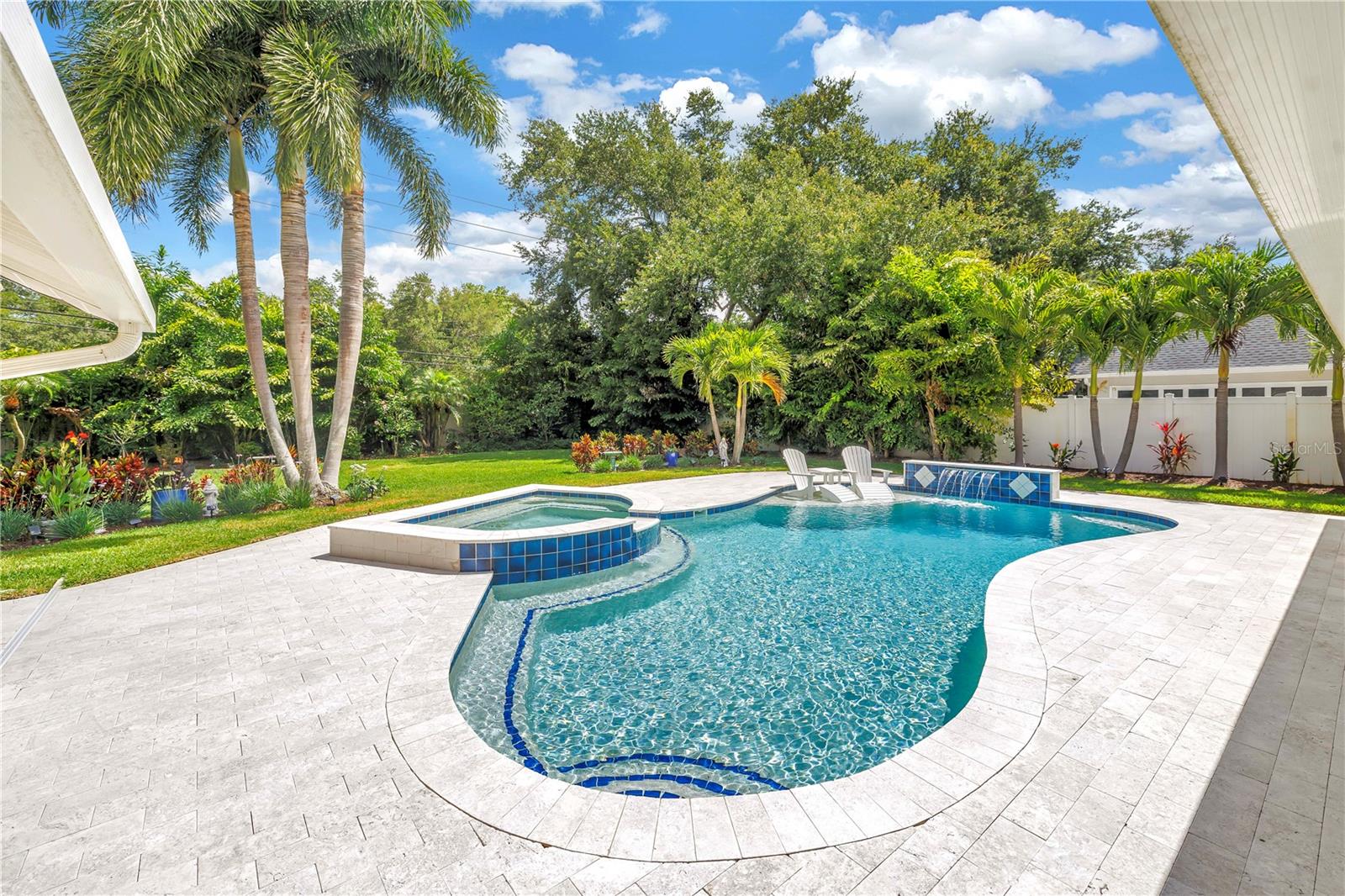12399 OAKS LANE