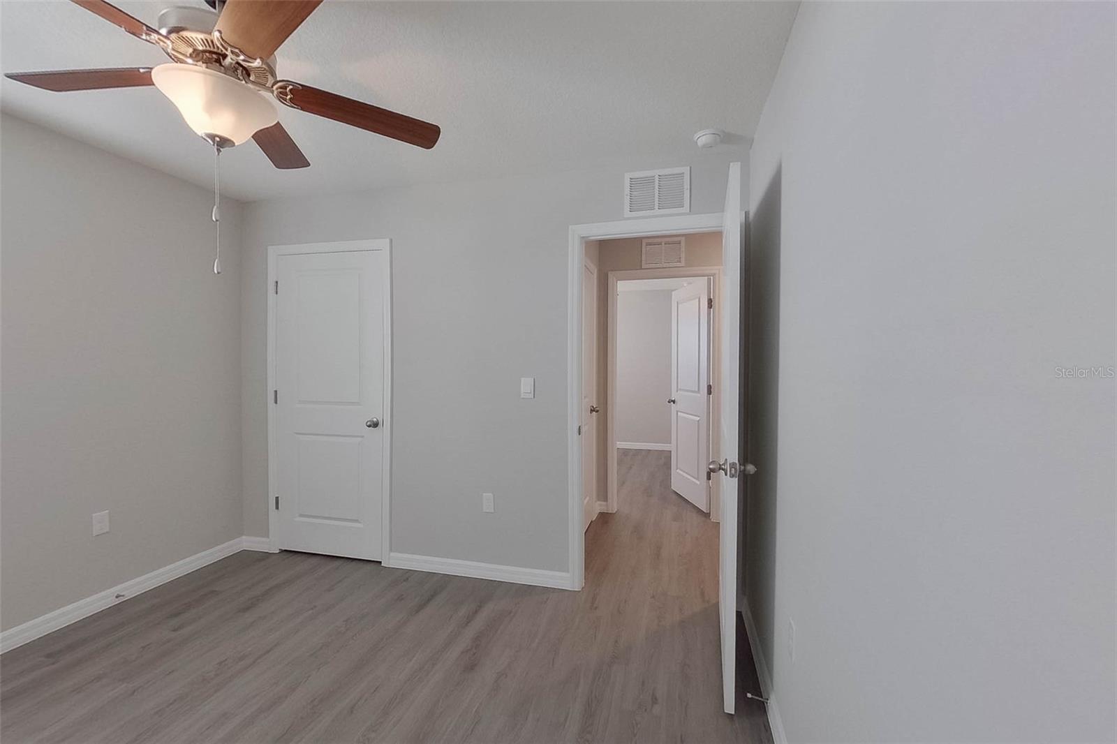 OCALA CROSSINGS - Residential Lease