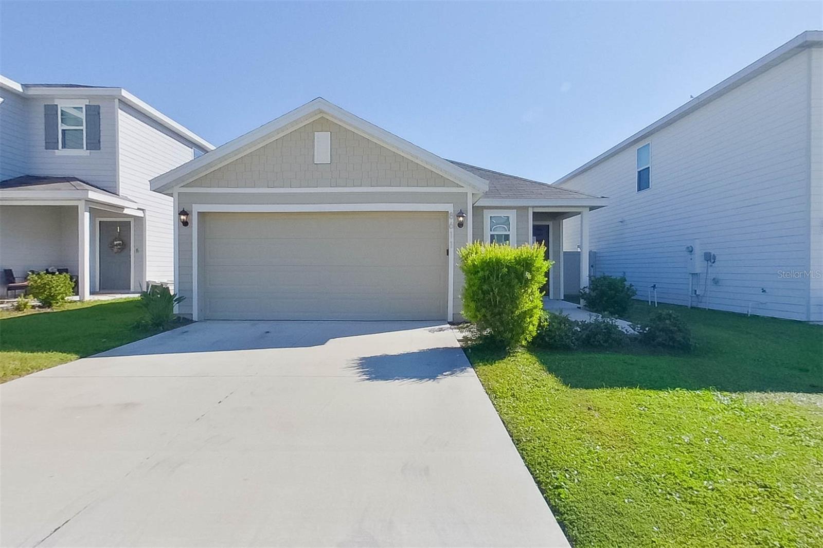 OCALA CROSSINGS - Residential Lease