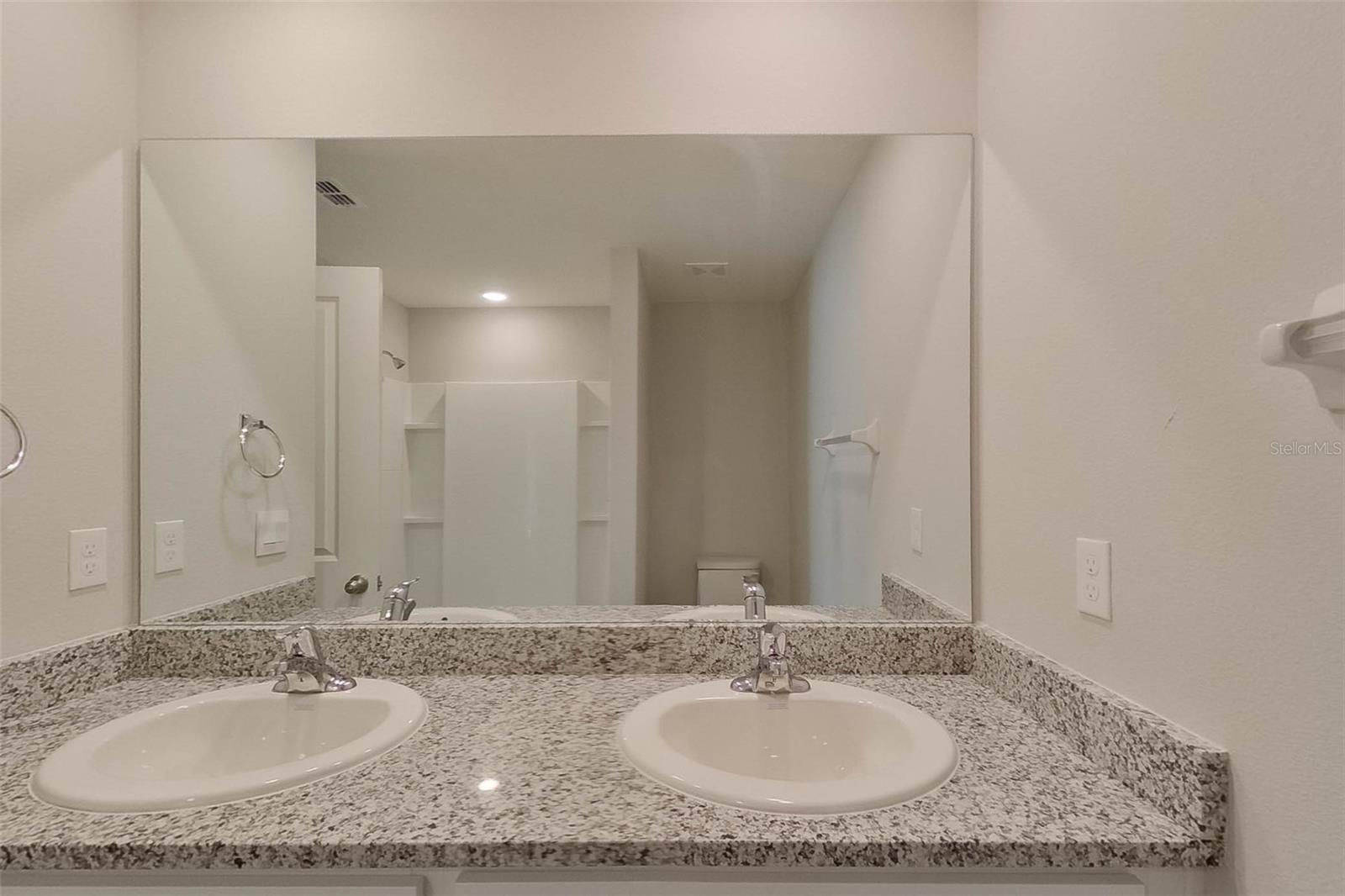 OCALA CROSSINGS - Residential Lease