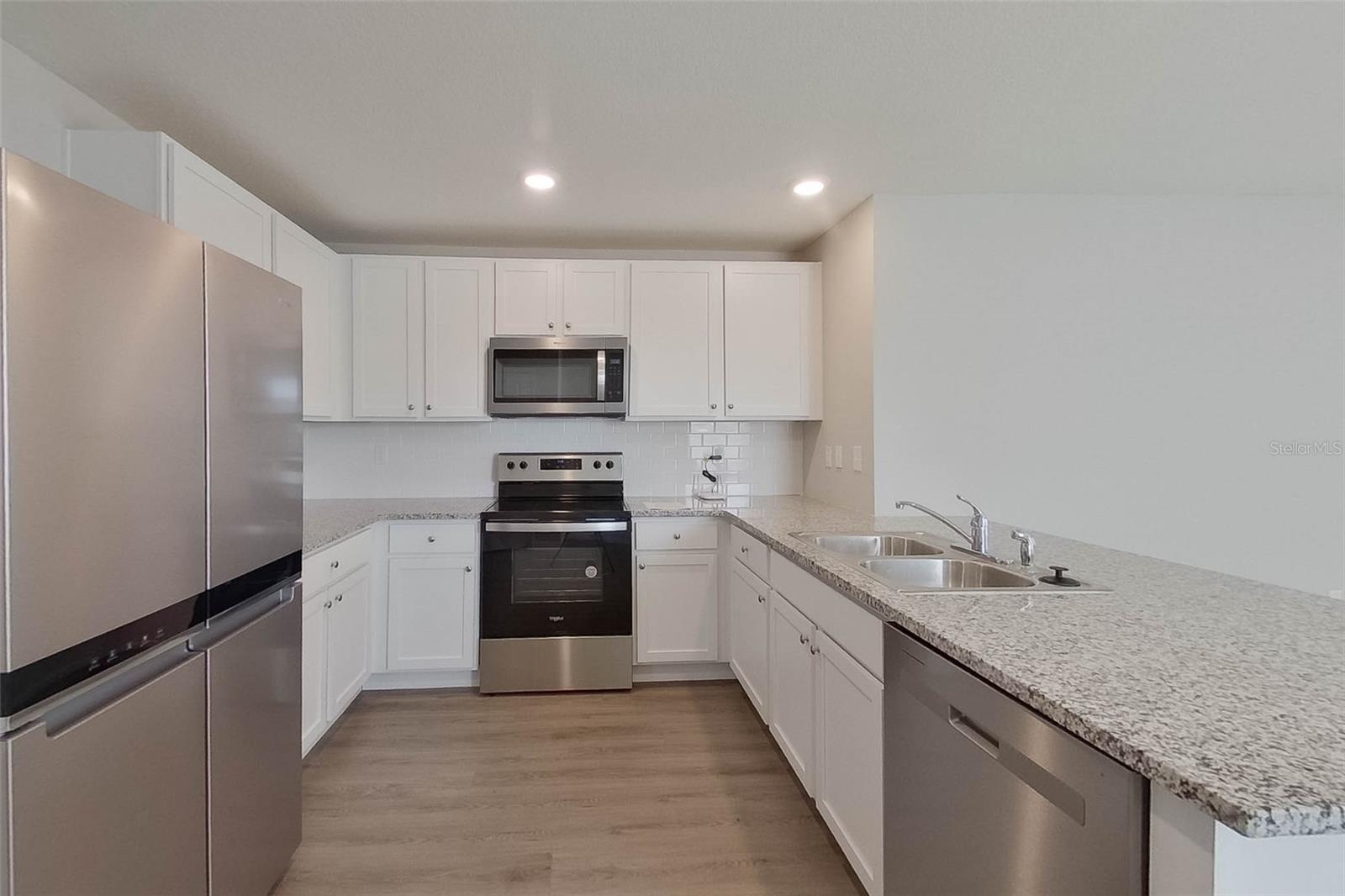 OCALA CROSSINGS - Residential Lease