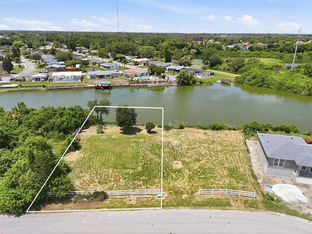 Photo of 1503 Jackson Drive, Holiday, FL 34691 (MLS # TB8519898)
