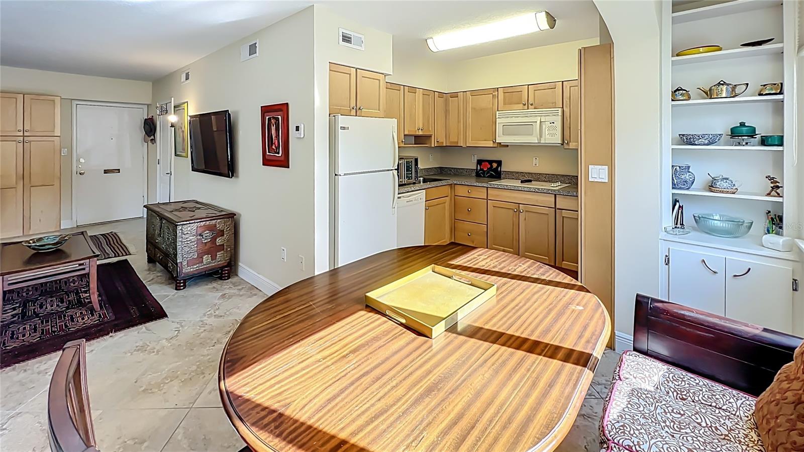 PHILLIPS CIRCLE REP (WHISPERING WATERS) - Residential