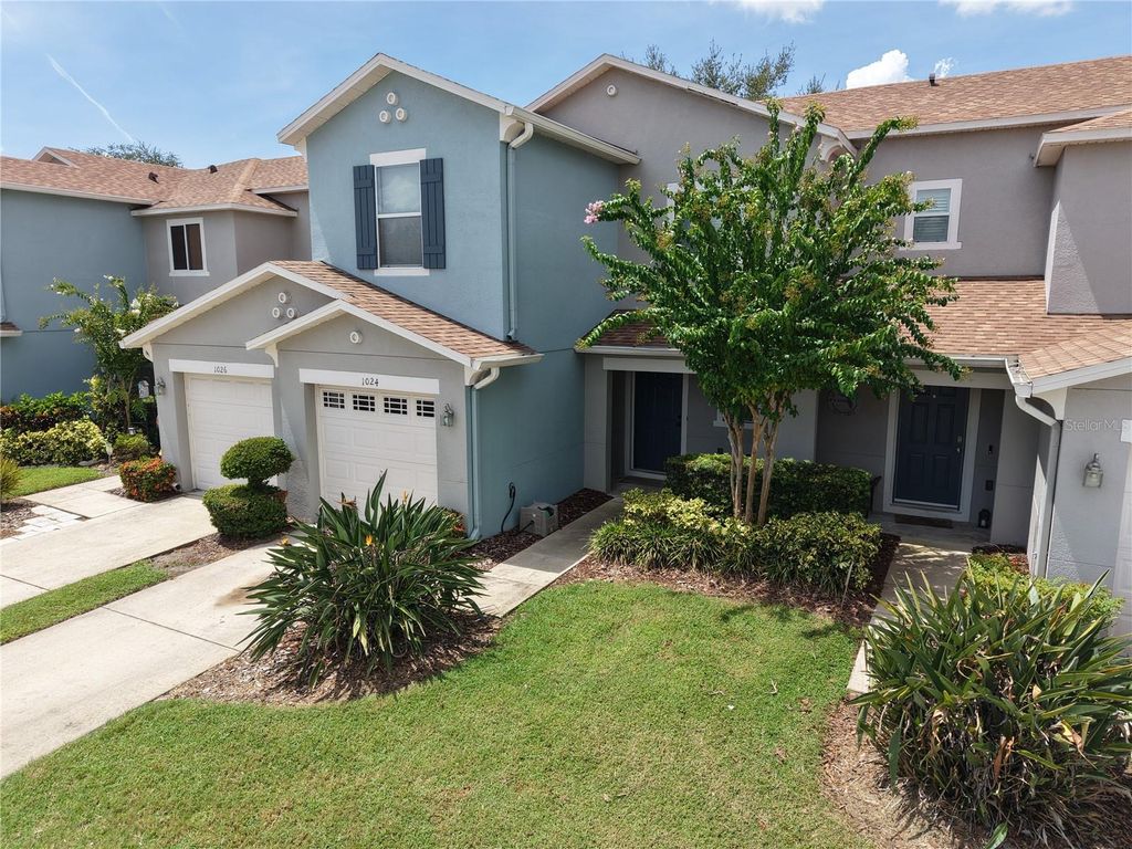 Photo of 1024 Chalcedony Street, Kissimmee, FL 34744 (MLS # S5136346)
