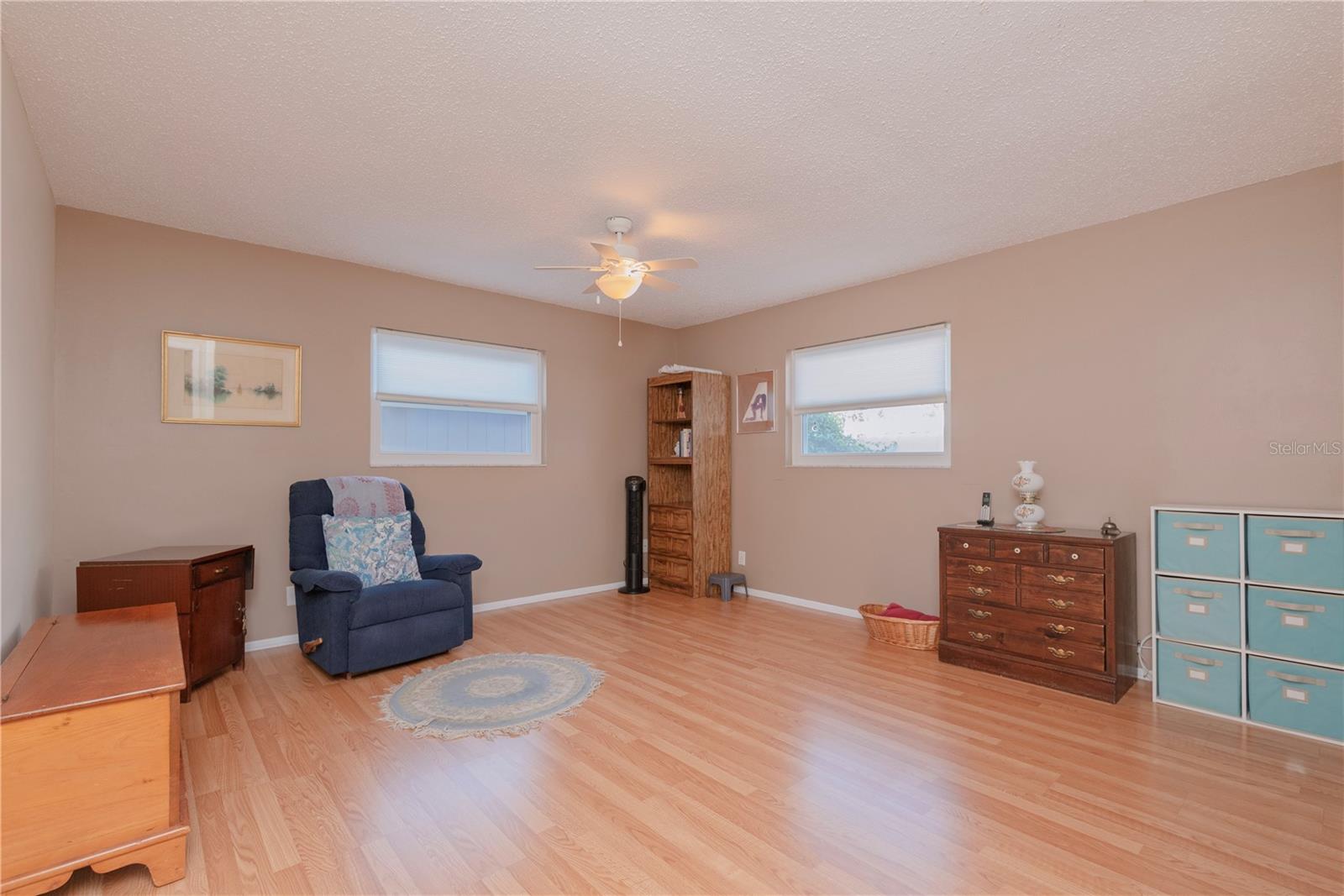 ANCHORAGE OF TARPON LAKE UNIT THREE THE - Residential