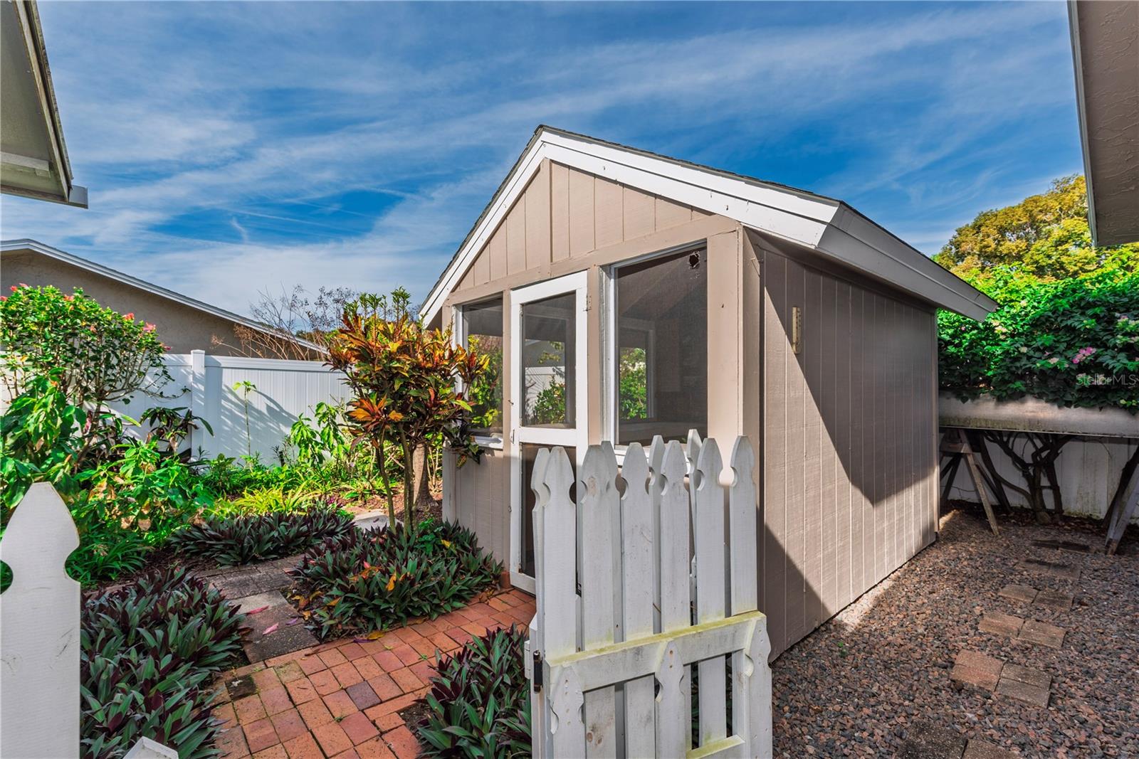 ANCHORAGE OF TARPON LAKE UNIT THREE THE - Residential