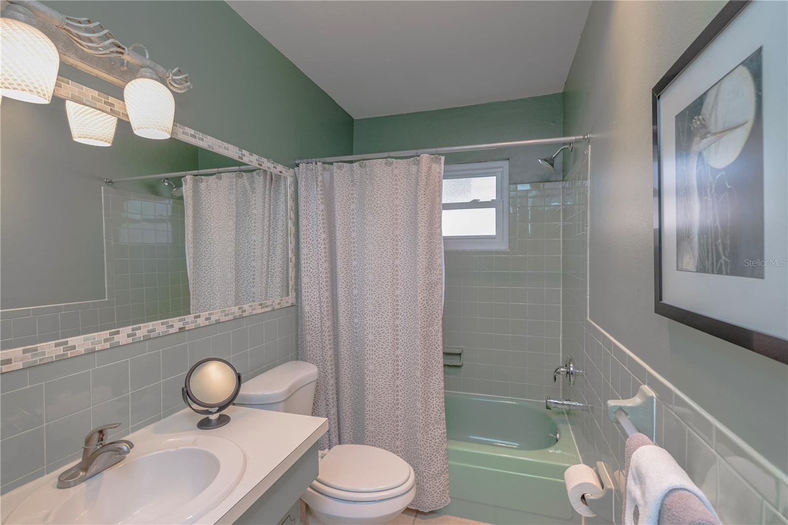 ANCHORAGE OF TARPON LAKE UNIT THREE THE - Residential