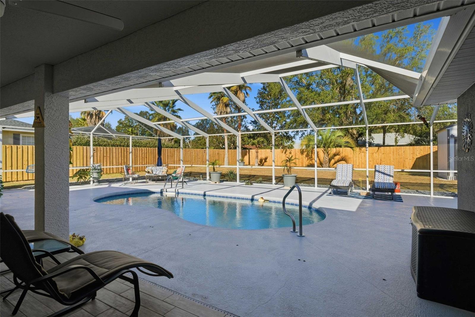 CONNELL LAKE ESTATES - Residential