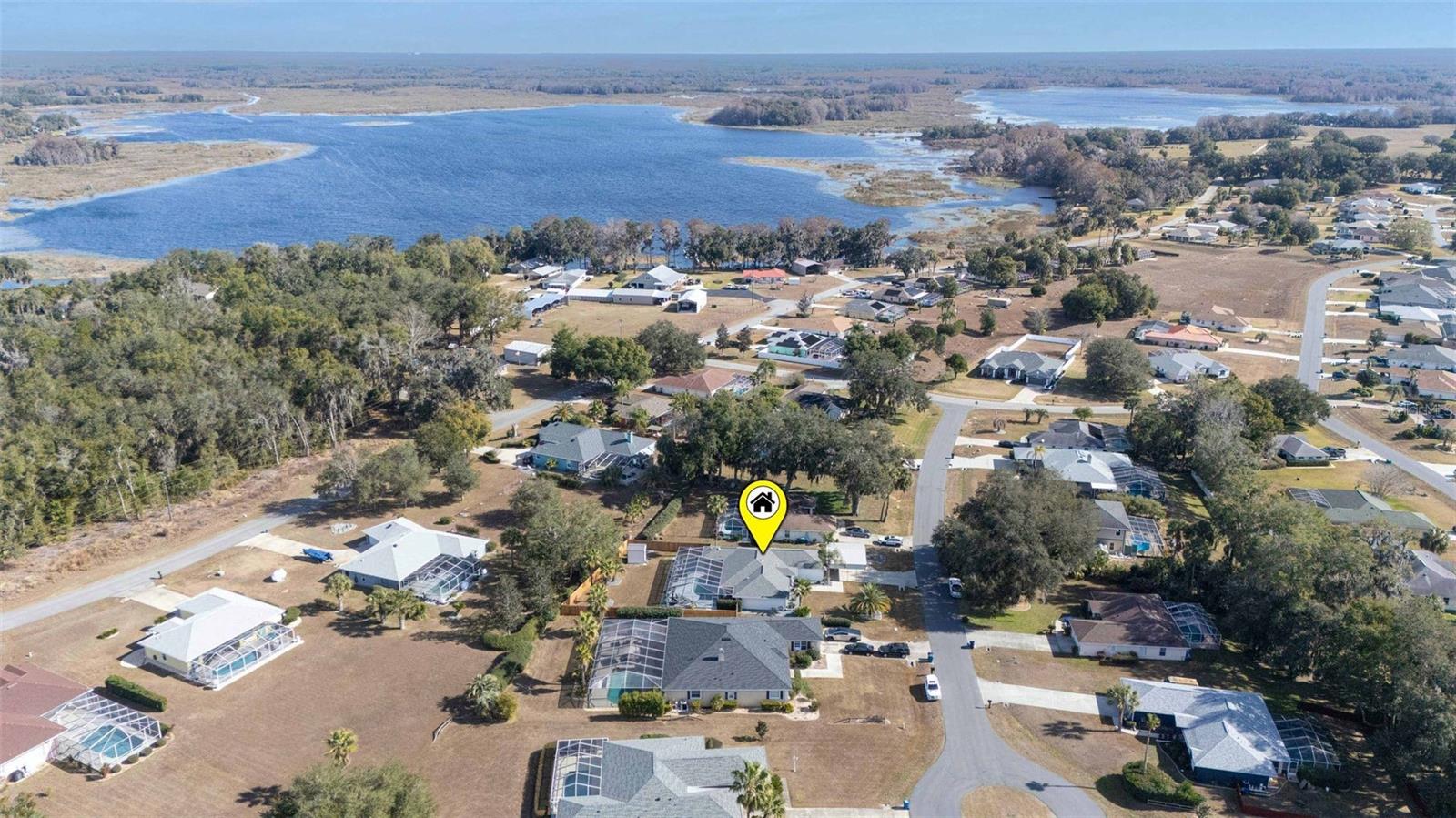 CONNELL LAKE ESTATES - Residential