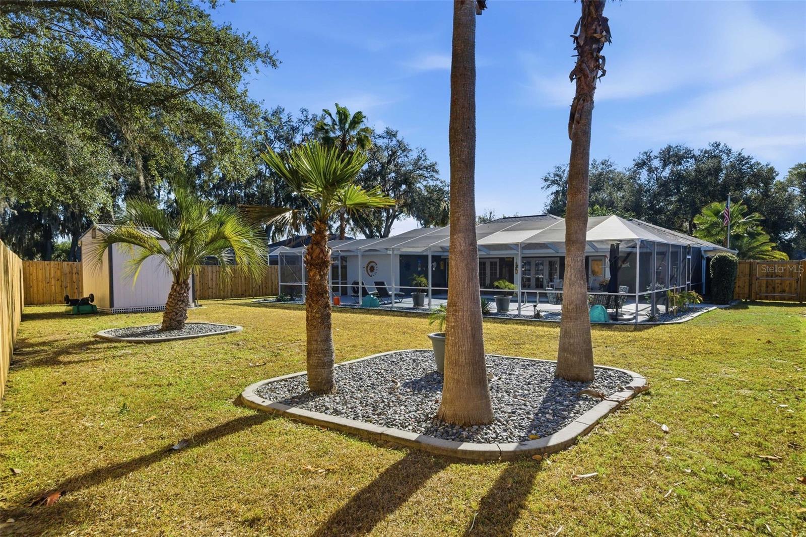 CONNELL LAKE ESTATES - Residential