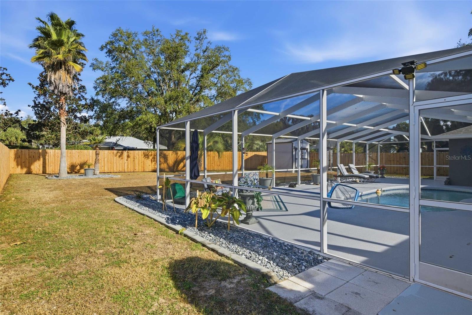 CONNELL LAKE ESTATES - Residential