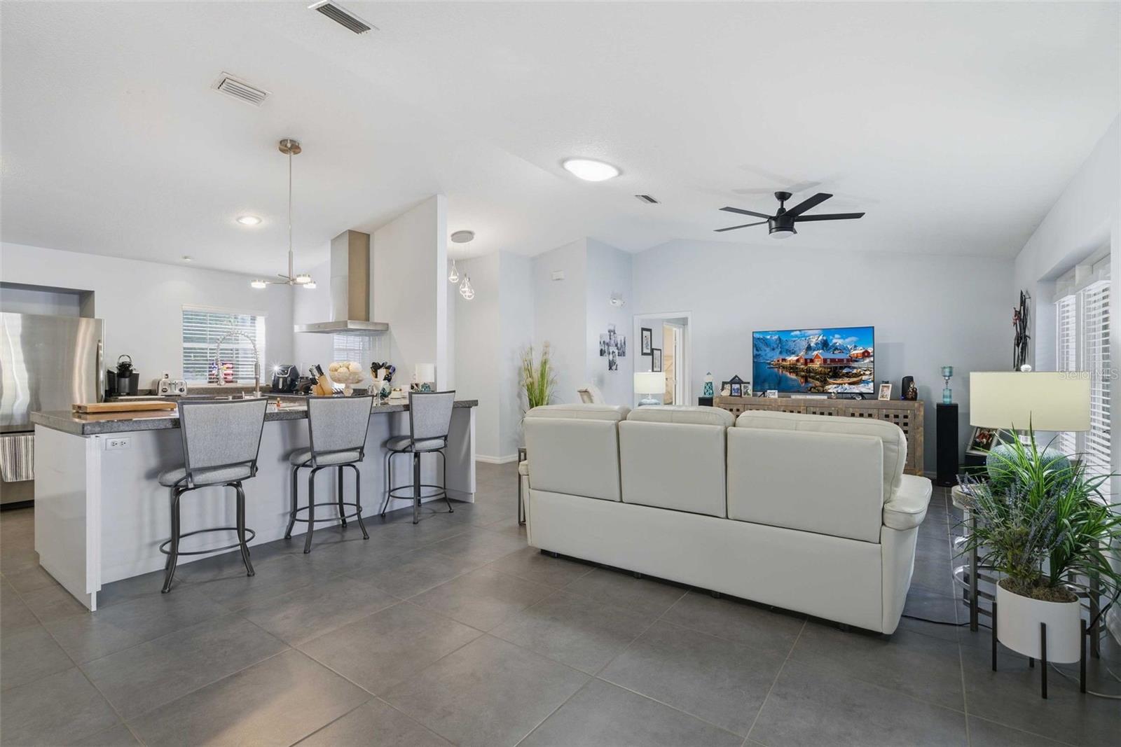 CONNELL LAKE ESTATES - Residential