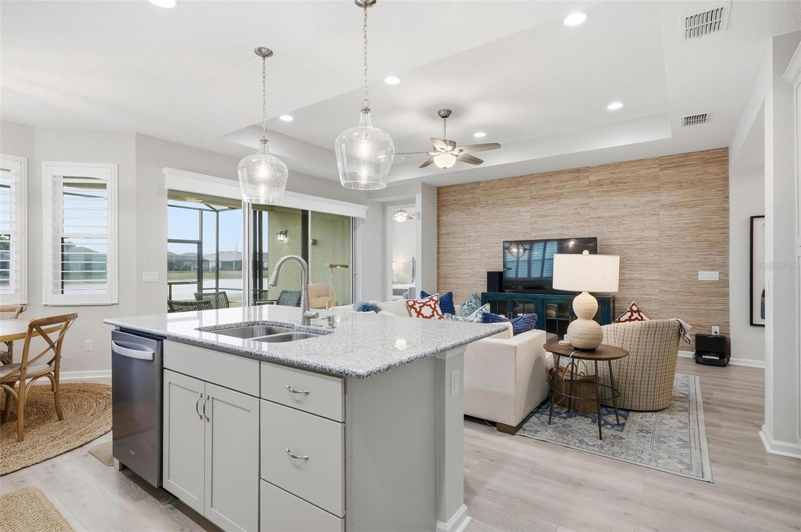 LATITUDE/DAYTONA BEACH PH 4A - Residential