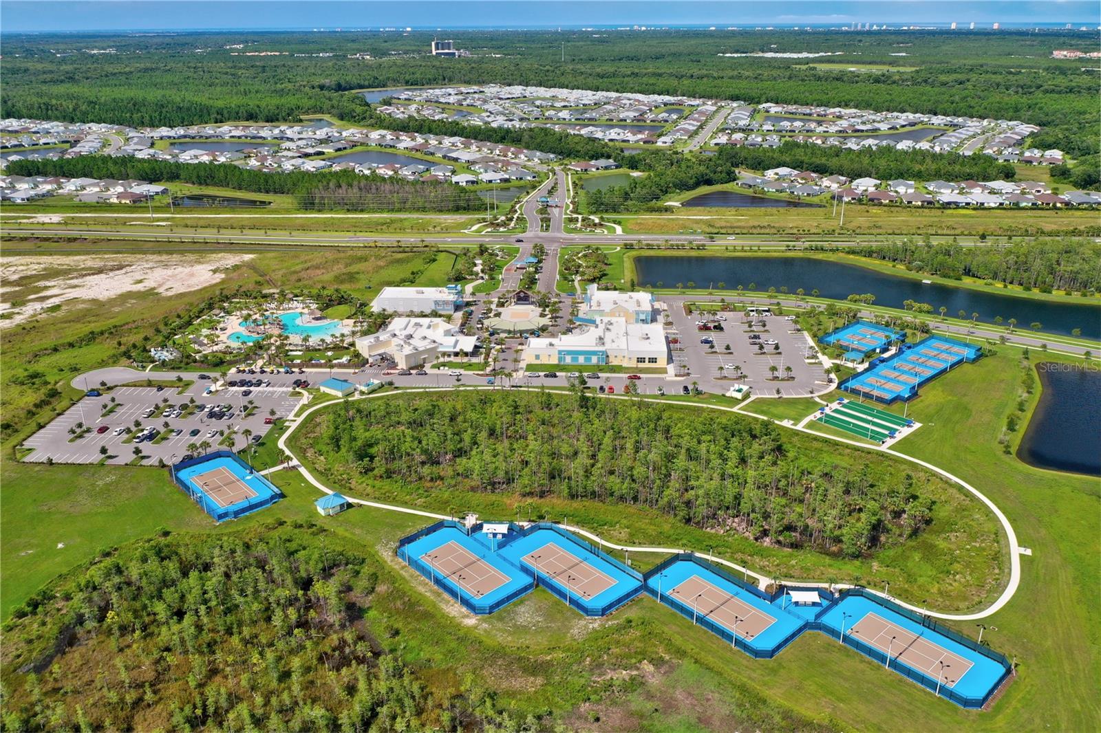 LATITUDE/DAYTONA BEACH PH 4A - Residential