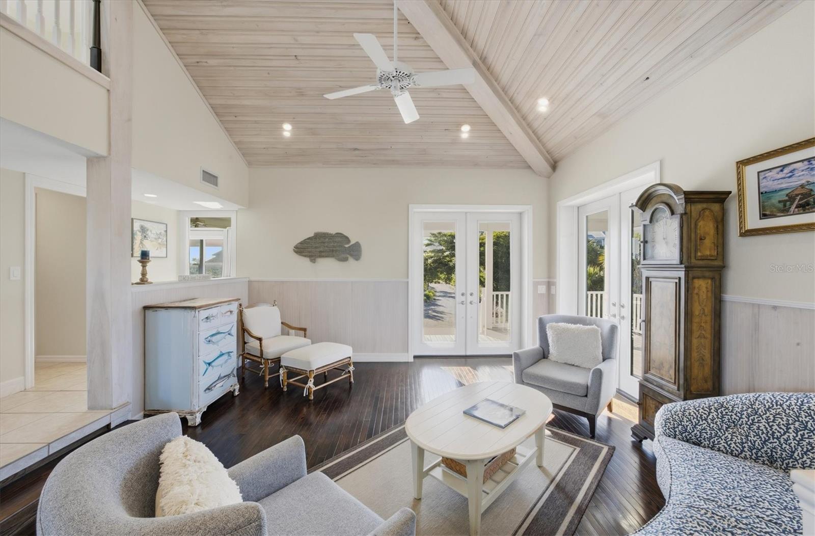 EAST SHORE ACRES - Residential