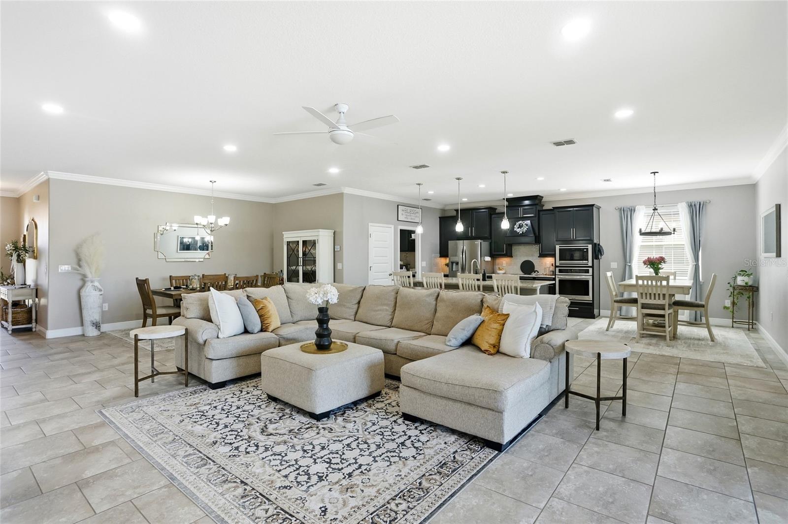 FAIRWAY VILLAS/PROVIDENCE - Residential