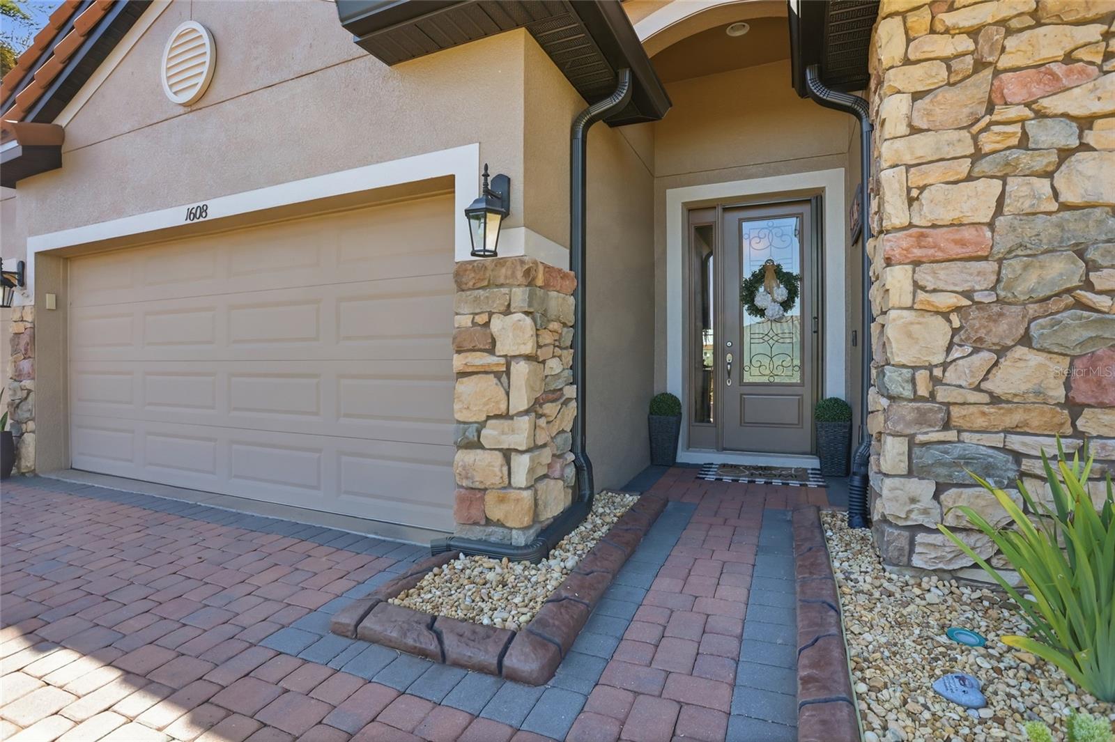 FAIRWAY VILLAS/PROVIDENCE - Residential