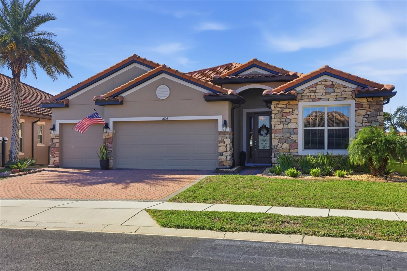 FAIRWAY VILLAS/PROVIDENCE - Residential