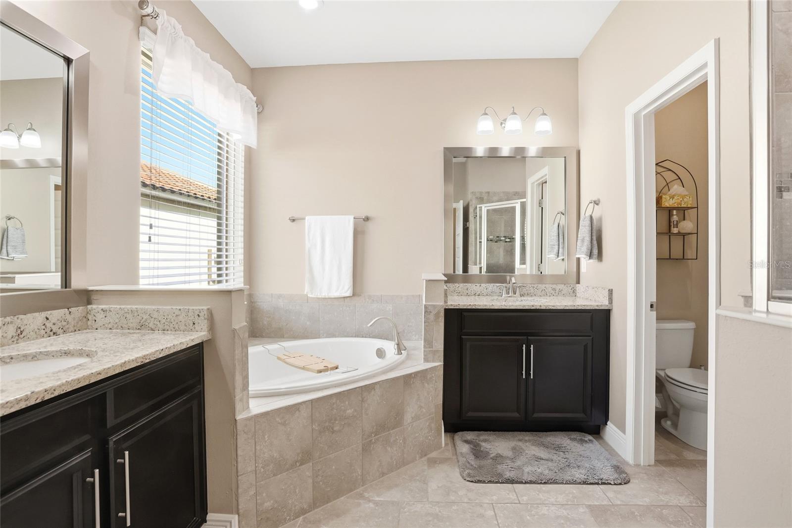 FAIRWAY VILLAS/PROVIDENCE - Residential