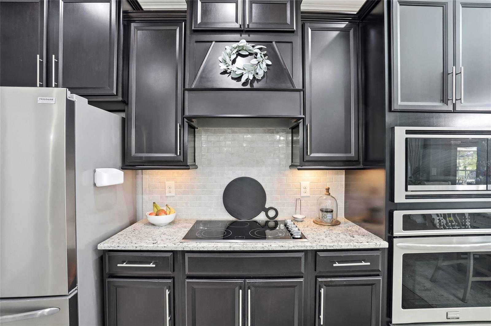 FAIRWAY VILLAS/PROVIDENCE - Residential