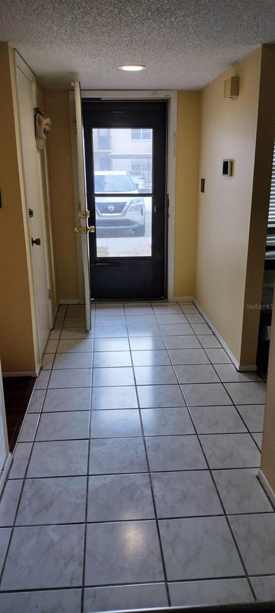 HOLIDAY LAKE VILLAS CONDO - Residential