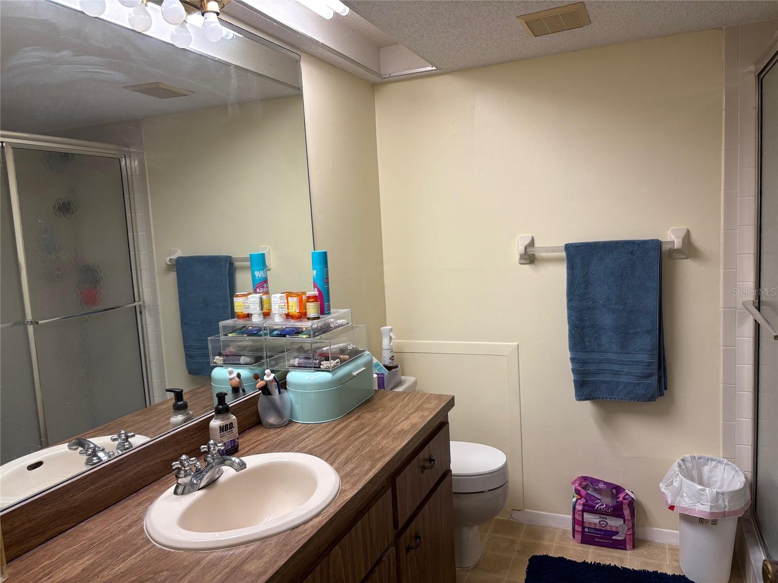 HOLIDAY LAKE VILLAS CONDO - Residential