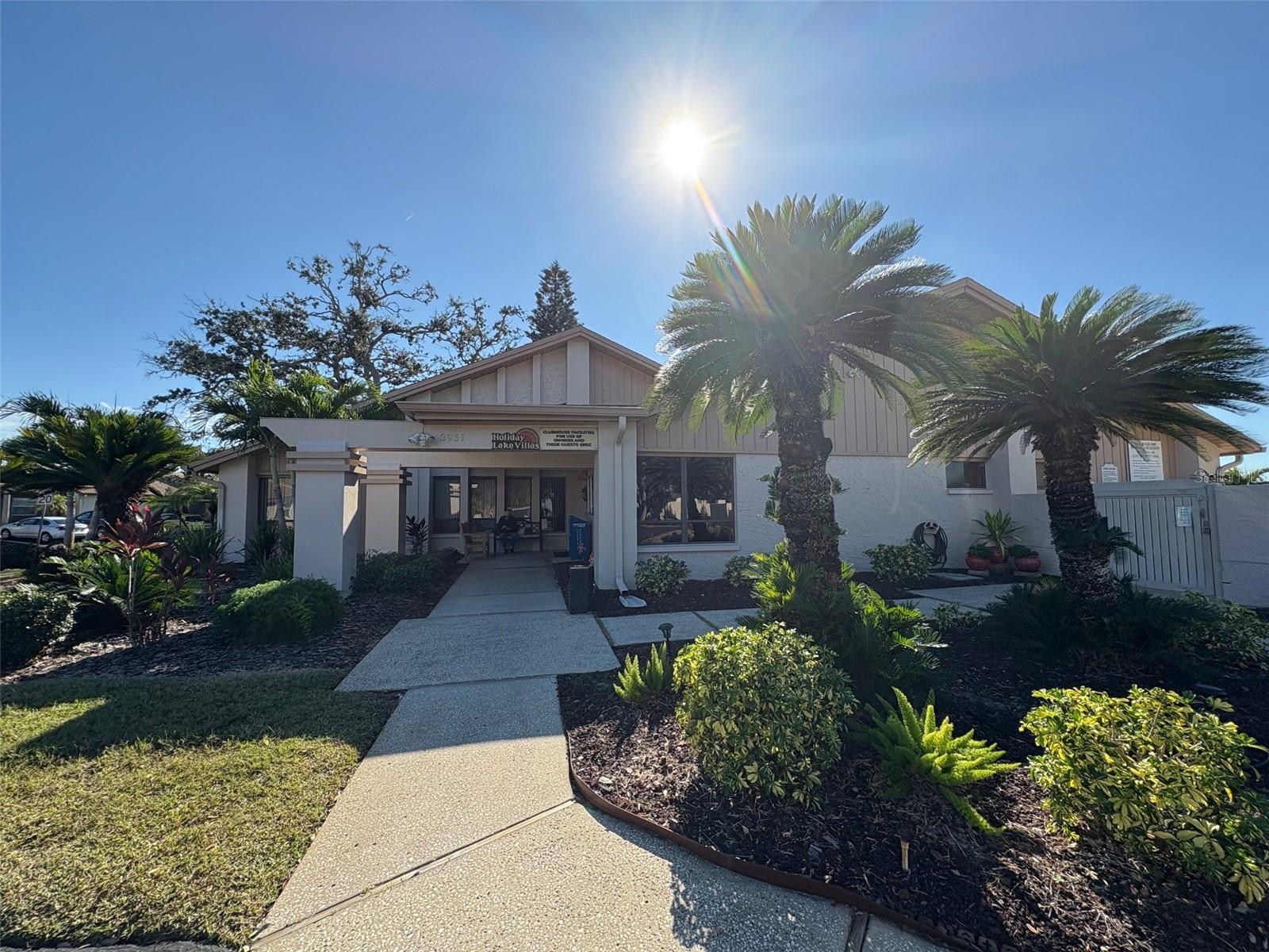 HOLIDAY LAKE VILLAS CONDO - Residential