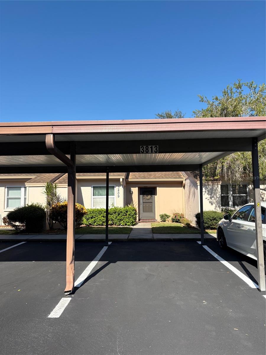 HOLIDAY LAKE VILLAS CONDO - Residential