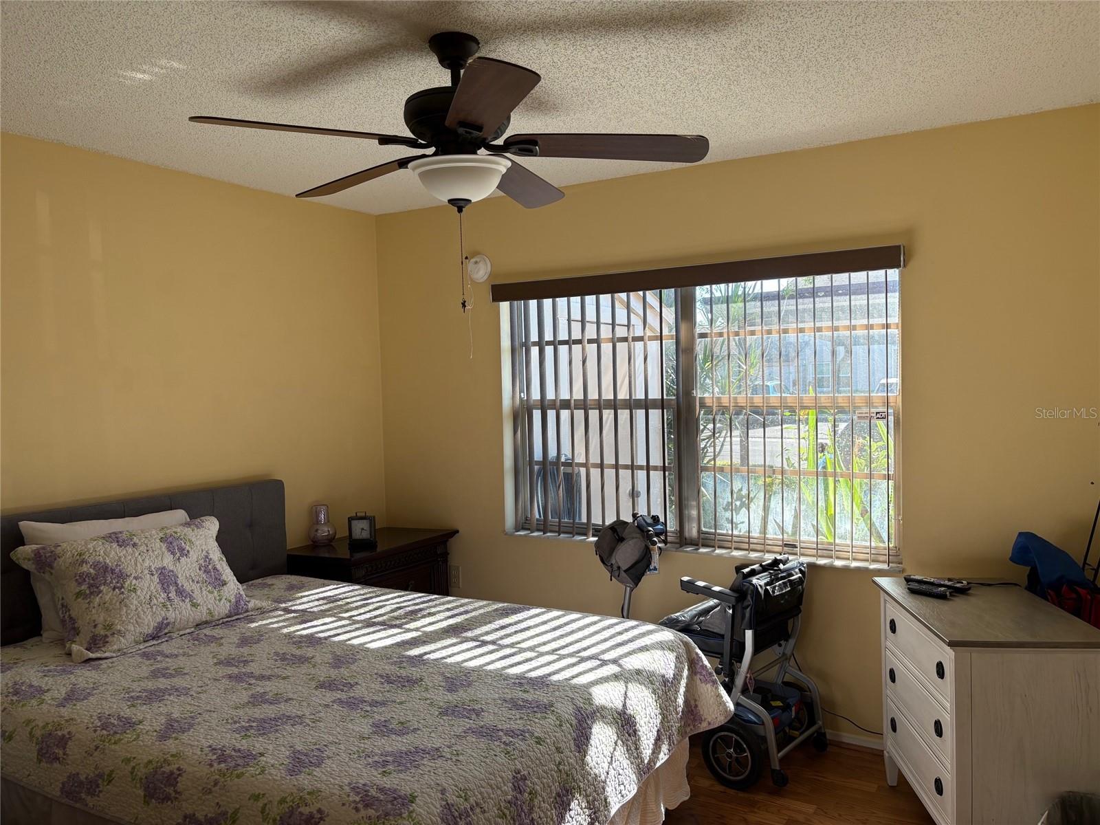 HOLIDAY LAKE VILLAS CONDO - Residential