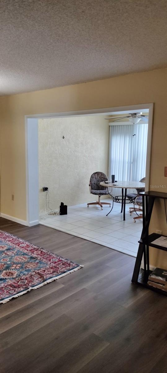 HOLIDAY LAKE VILLAS CONDO - Residential