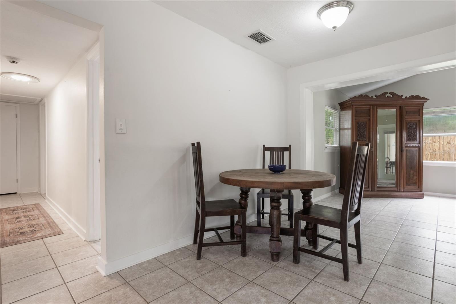 1405 MONTCLAIR COURT