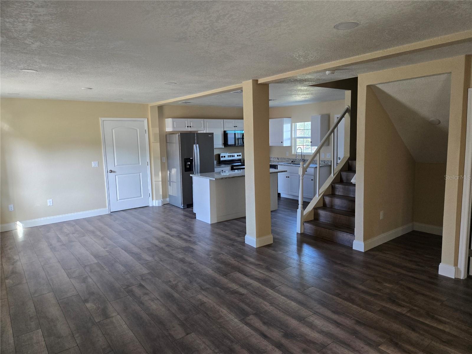 546 GIFFORD COURT