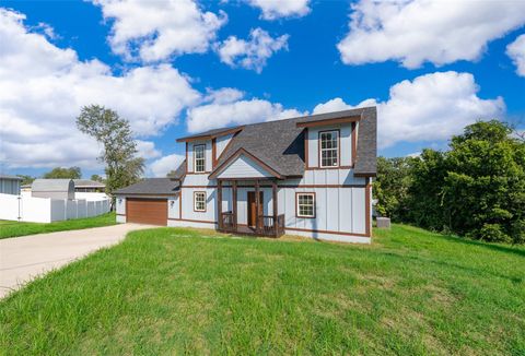 Photo of 546 Gifford Court, Deltona, FL 32725 (MLS # V4943633)