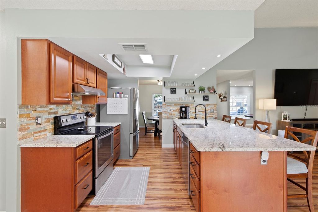 Photo of 1305 Peachfield Drive, Valrico, FL 33596 (MLS # A4677012)