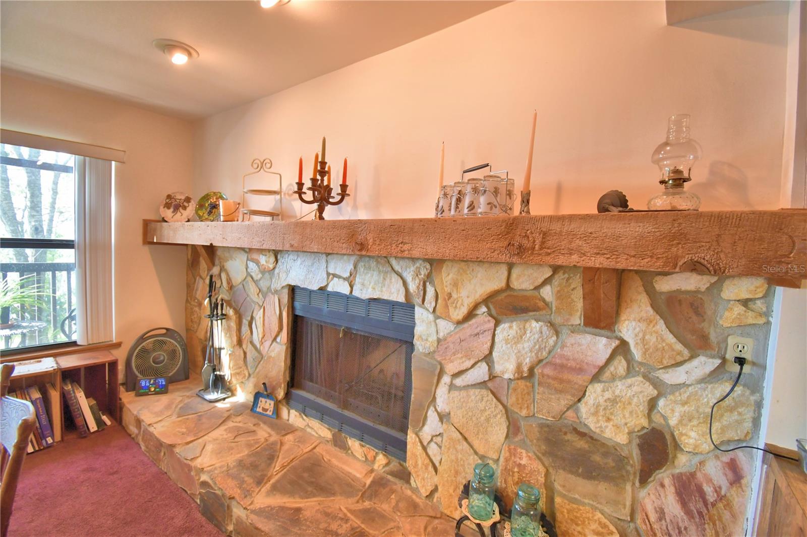 HALL ESTATE - Residential