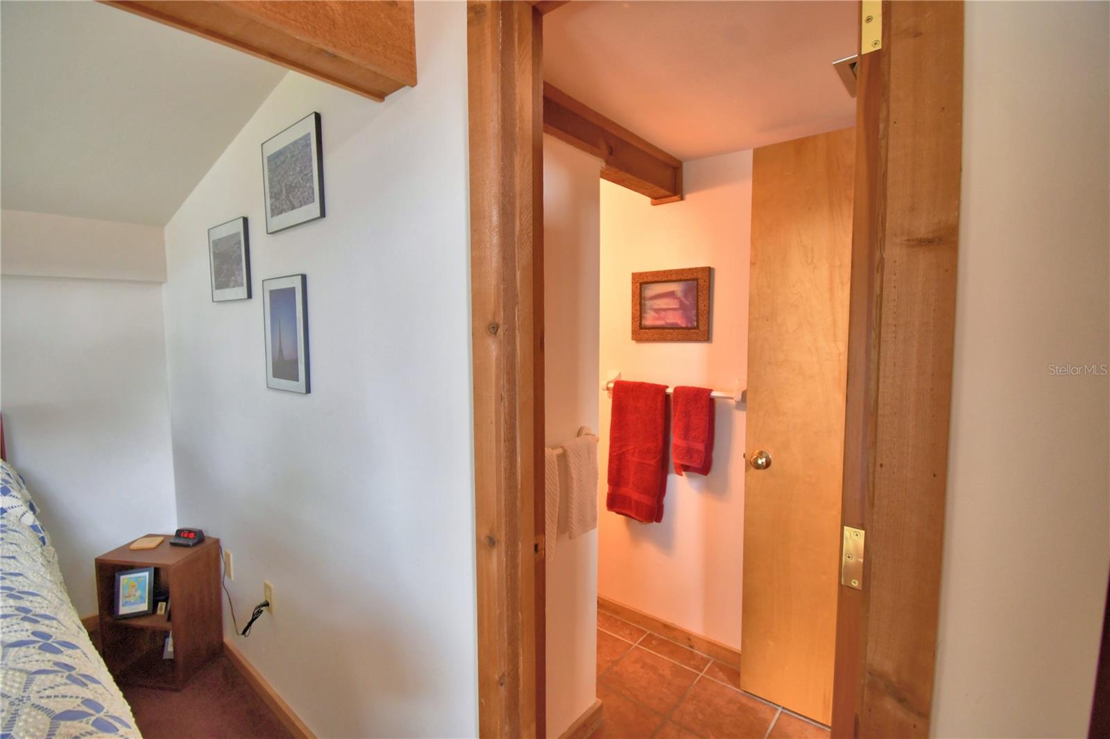 HALL ESTATE - Residential