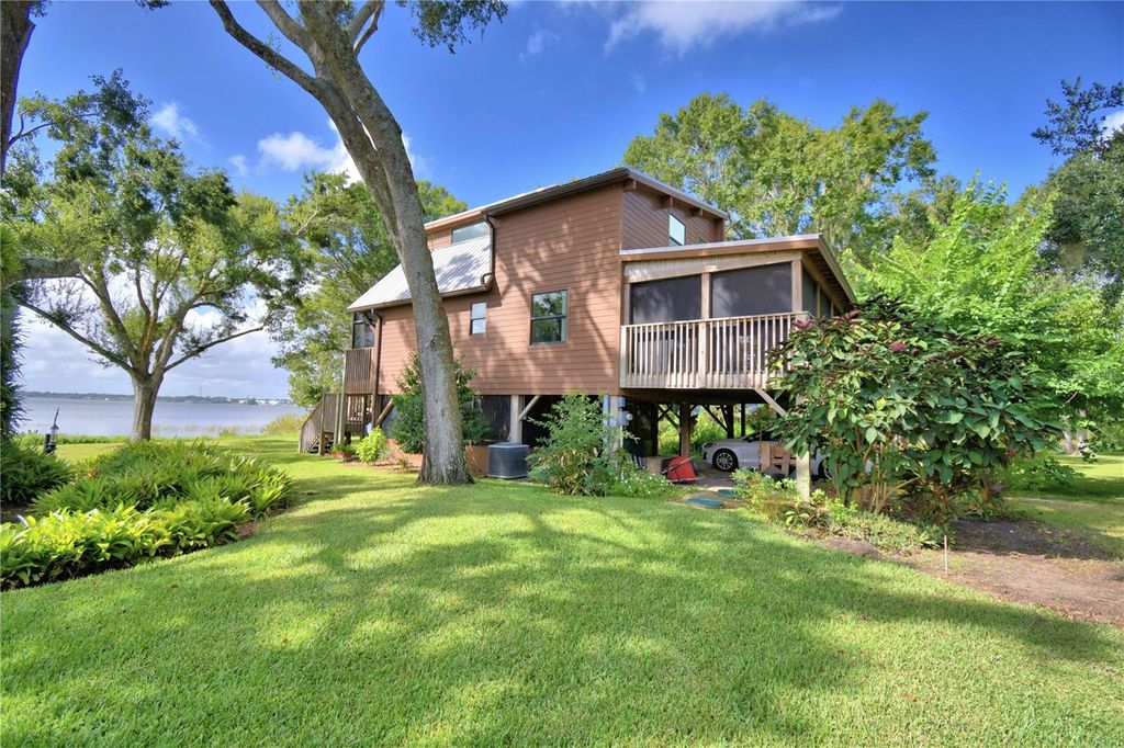Photo of 733 N Lake Reedy Boulevard, Frostproof, FL 33843 (MLS # K4903093)