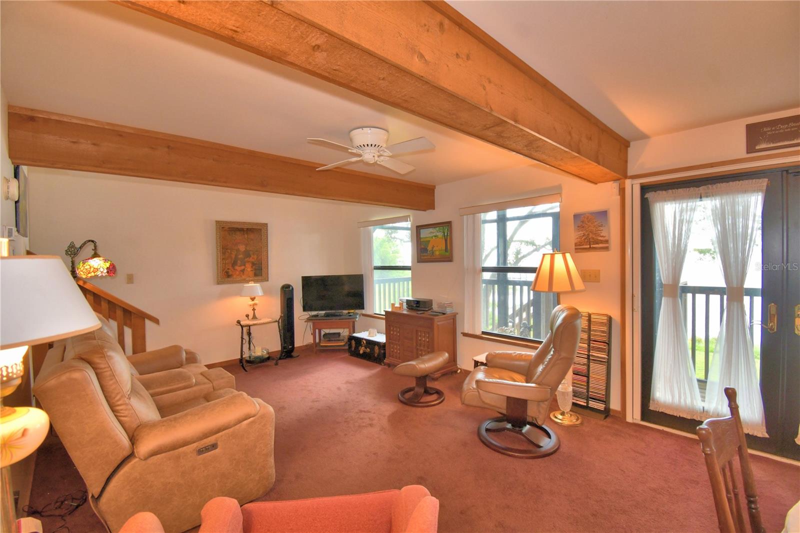 HALL ESTATE - Residential