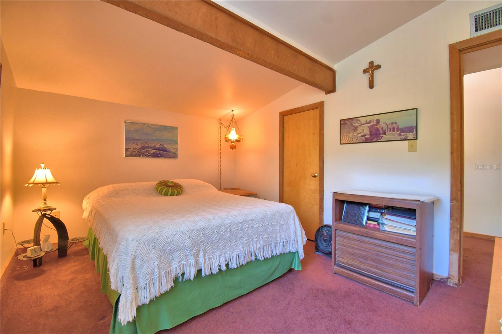 HALL ESTATE - Residential