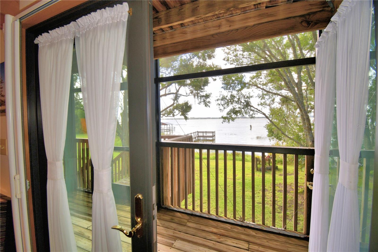 HALL ESTATE - Residential