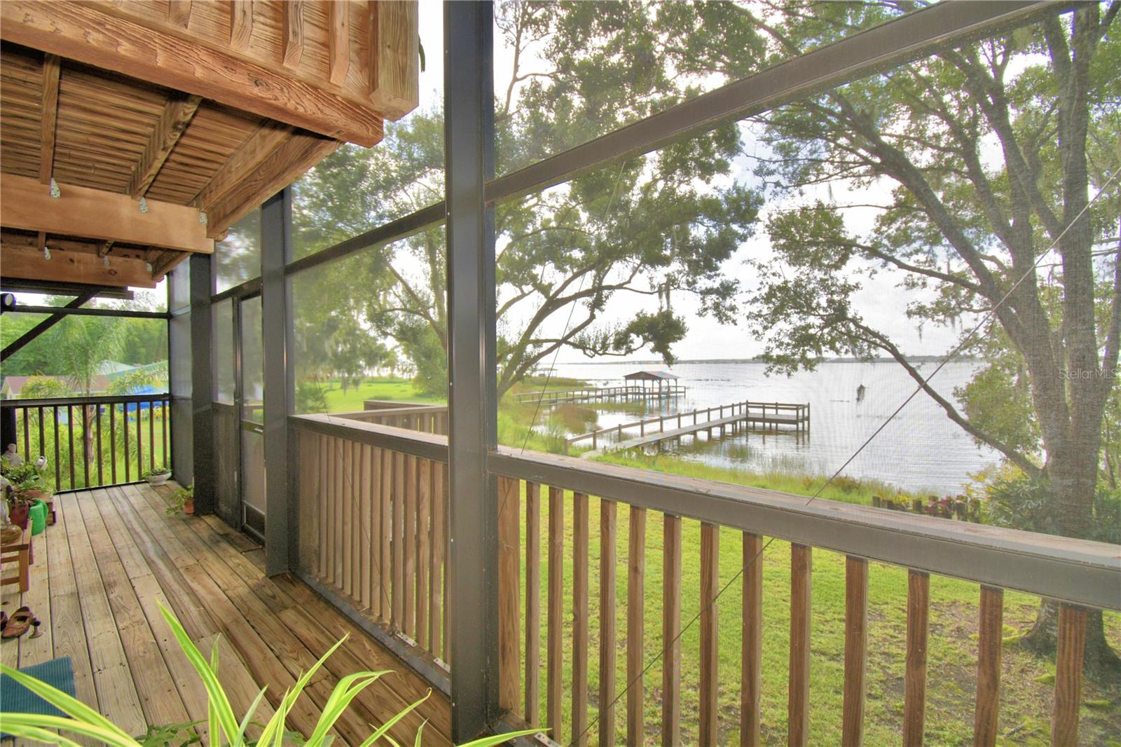 HALL ESTATE - Residential