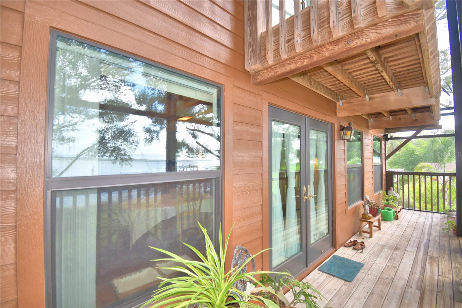 HALL ESTATE - Residential