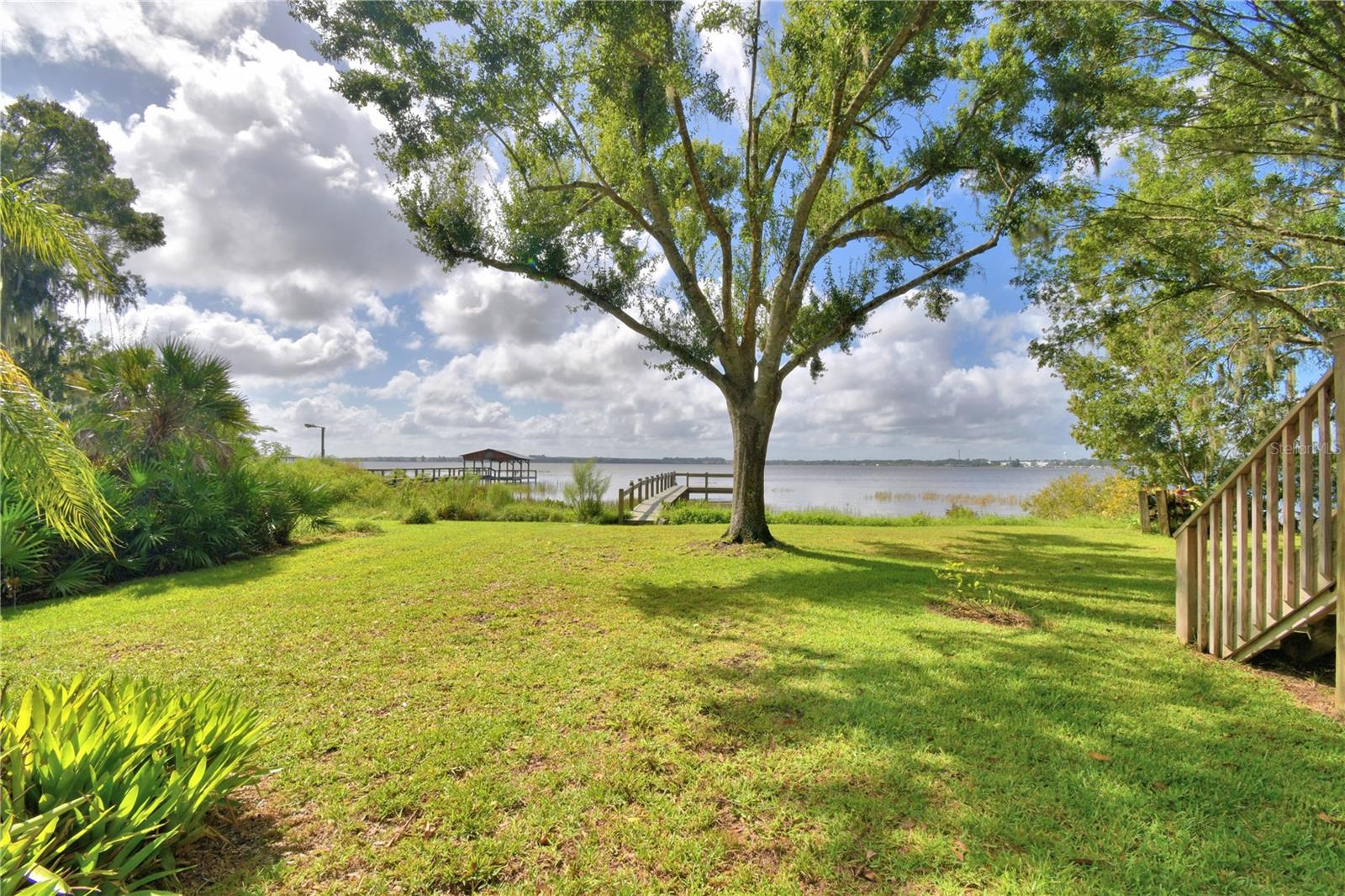 HALL ESTATE - Residential